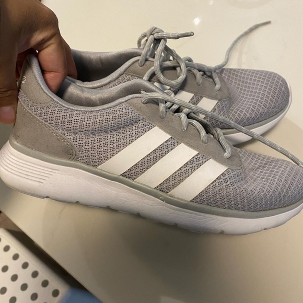 Adidas sneakers‎